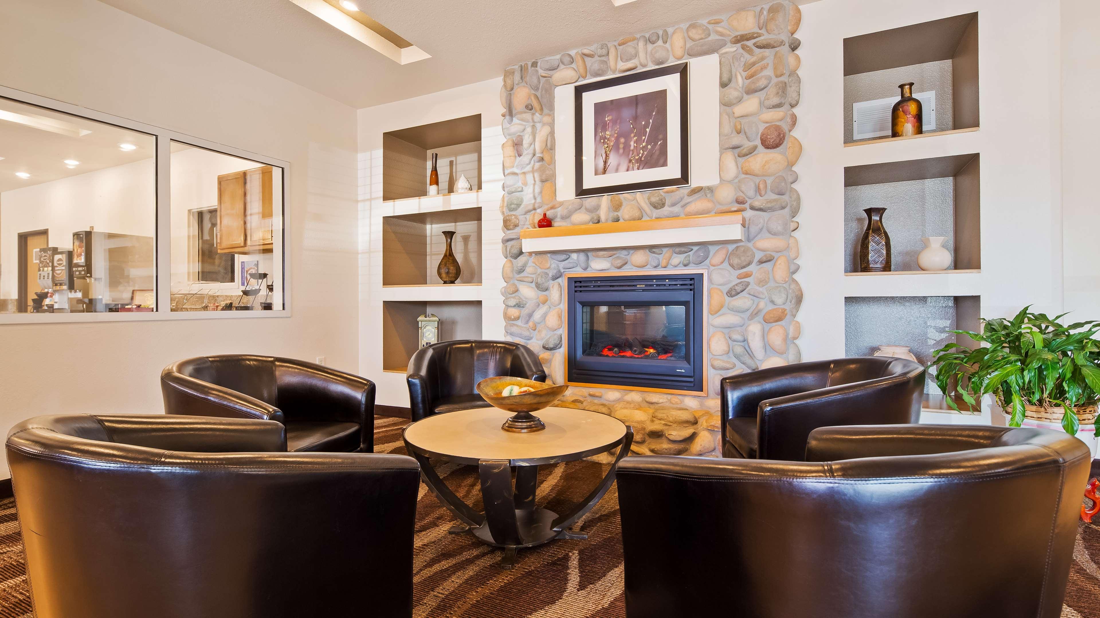 Best Western Firestone Inn & Suites Longmont Exterior photo